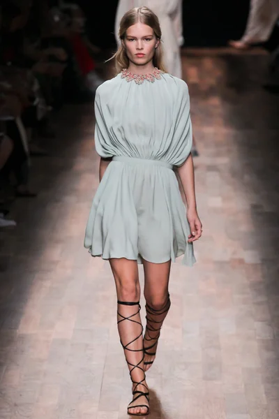 Look 66